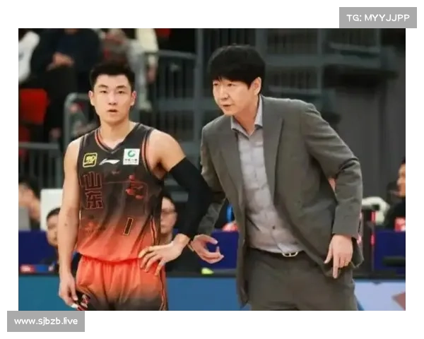 高诗岩热身赛拒绝高铁称号 三连击助球队稳住胜局